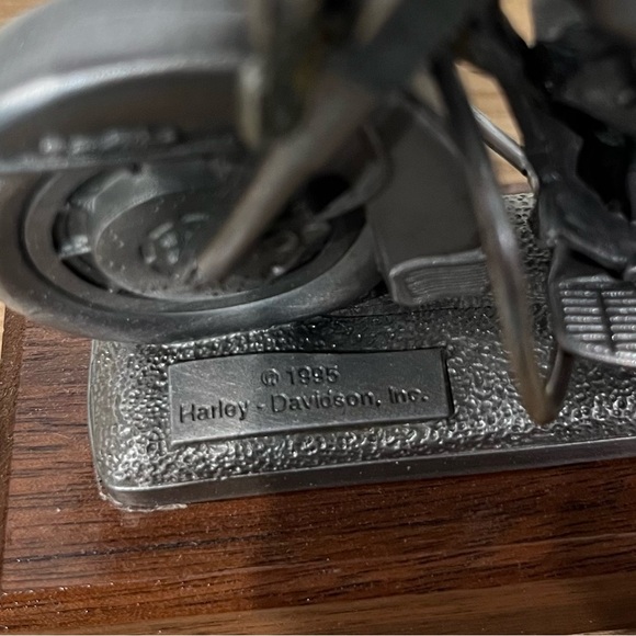 Pewter Harley Davidson 1995 Road King - Picture 9 of 12